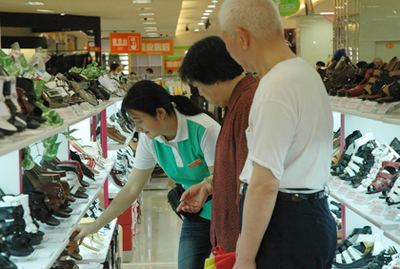 步步高美采平價(jià)百貨首店盛裝開業(yè)，開啟社區(qū)商業(yè)新篇章