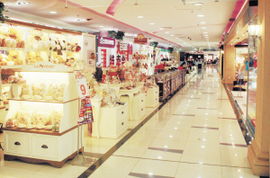 女子百貨難破“夭折”魔咒 細(xì)分賽道為何屢屢折戟？